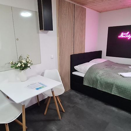 Theox No 11 Studio Apartment Fuer 2 Personen Heppenheim  Exteriör bild